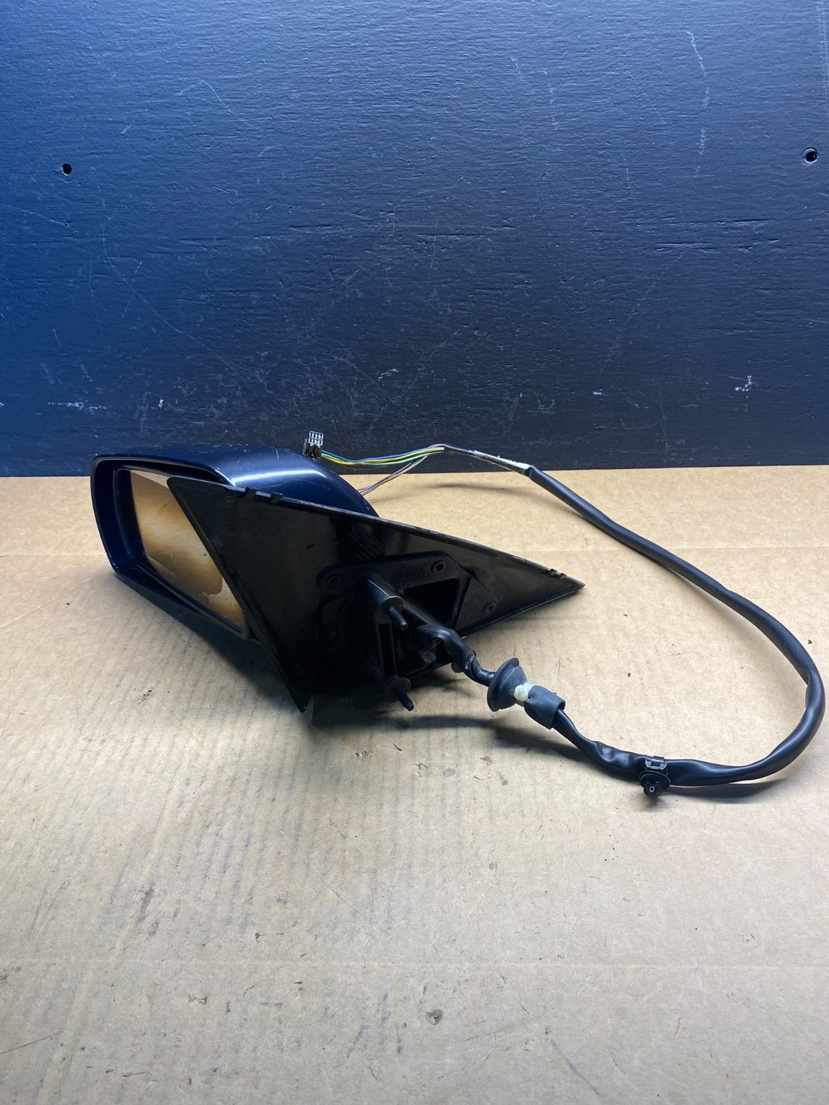 2005 to 2011 Cadillac STS Left Driver LH View Door Mirror AC2814 DW6