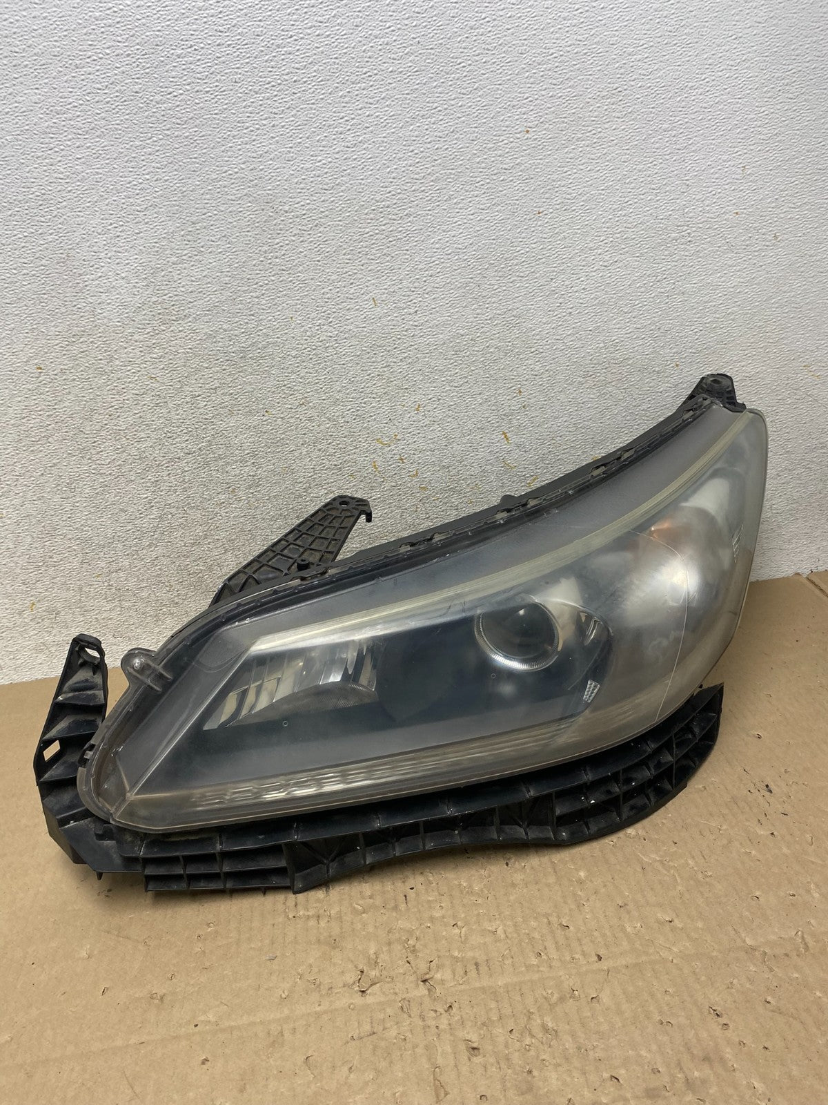 2013 to 2015 Honda Accord Sedan Headlight Left Driver Lh Side AI2286 DW0