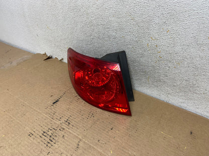 2007 - 2009 Hyundai Santa Fe Left Driver LH Side Tail Light AH4166 LK2