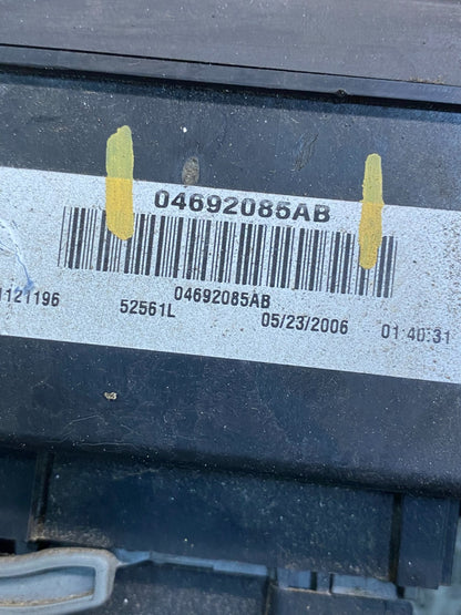 2006 Jeep Grand Cherokee Integrated Power Fuse Box 04692085ab ae0014 DG6