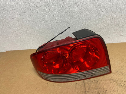 2002 to 2005 Hyundai Sonata Left Driver Lh Side Tail Light Oem AC3266 LK0