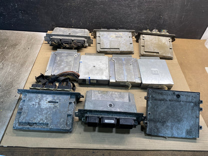 Mix of 10 Ford ECM Engine Computer Module AH9946 PS1