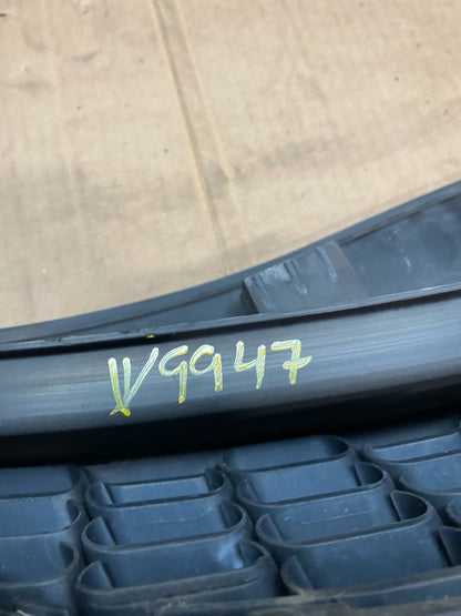 2007 - 2009 Mazda CX9 CX-9 Front Upper Grill Grille Emblem OEM V9947 DG12