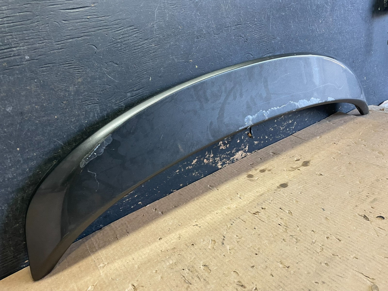 2000 2001 2002 2003 Nissan Maxima Rear Spoiler Wing OEM y9727 DG2