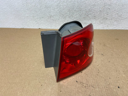 2006-2008 Kia Optima Right Passenger RH Side Tail Light af9743 DG2