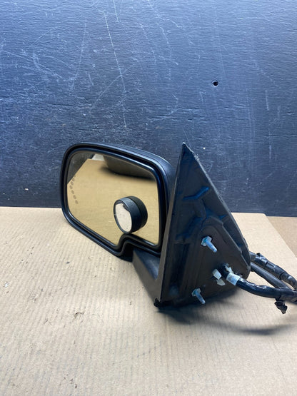 2003-2006 Chevrolet Tahoe Suburban Left Driver LH Turn Door Mirror AH4533 DW11