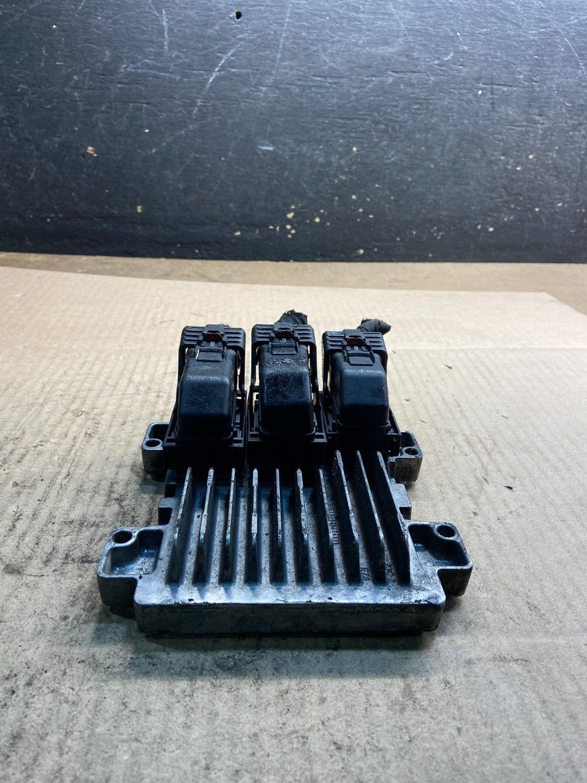 2016-2021 Chevrolet Trax Sonic Express Ecu Engine Control Module Ecm z4643 DG1