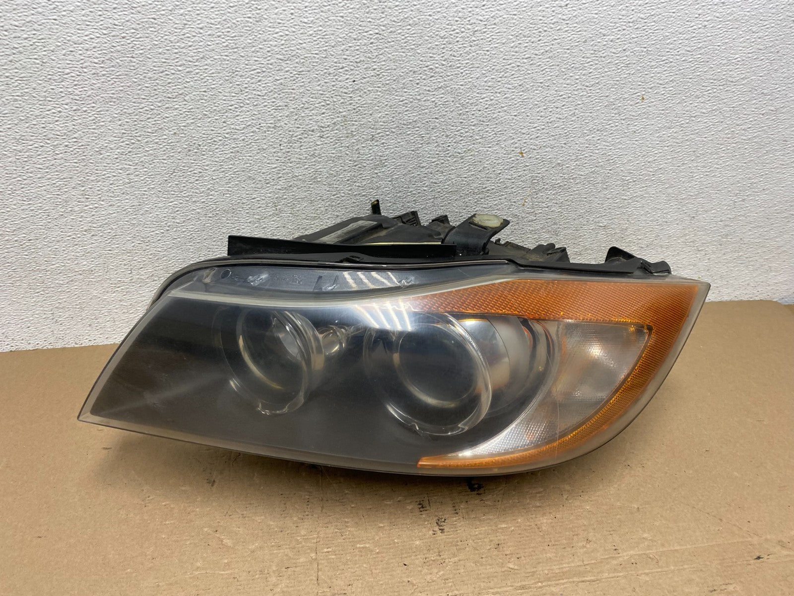 2006 to 2008 BMW 3 Series Left Driver LH AFS Xenon HID Headlight AF4568 DW0