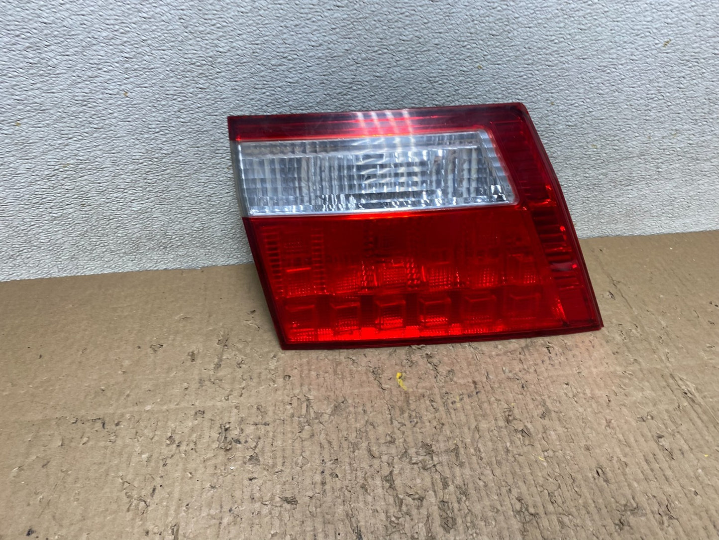 2005 2006 2007 Honda Odyssey Inner Left Driver Lh Tail Light  AB6715 LK0