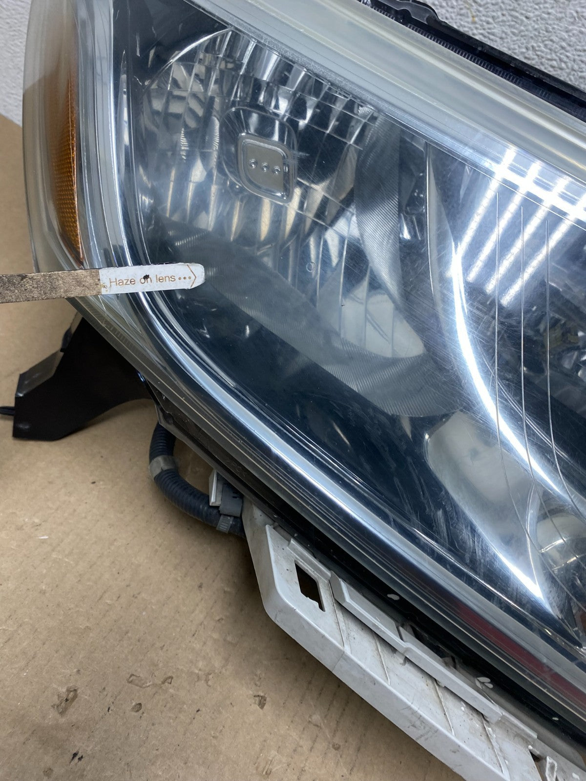 2013 to 2016 Nissan Pathfinder Right Passenger RH Side Headlight AJ2010 DW4