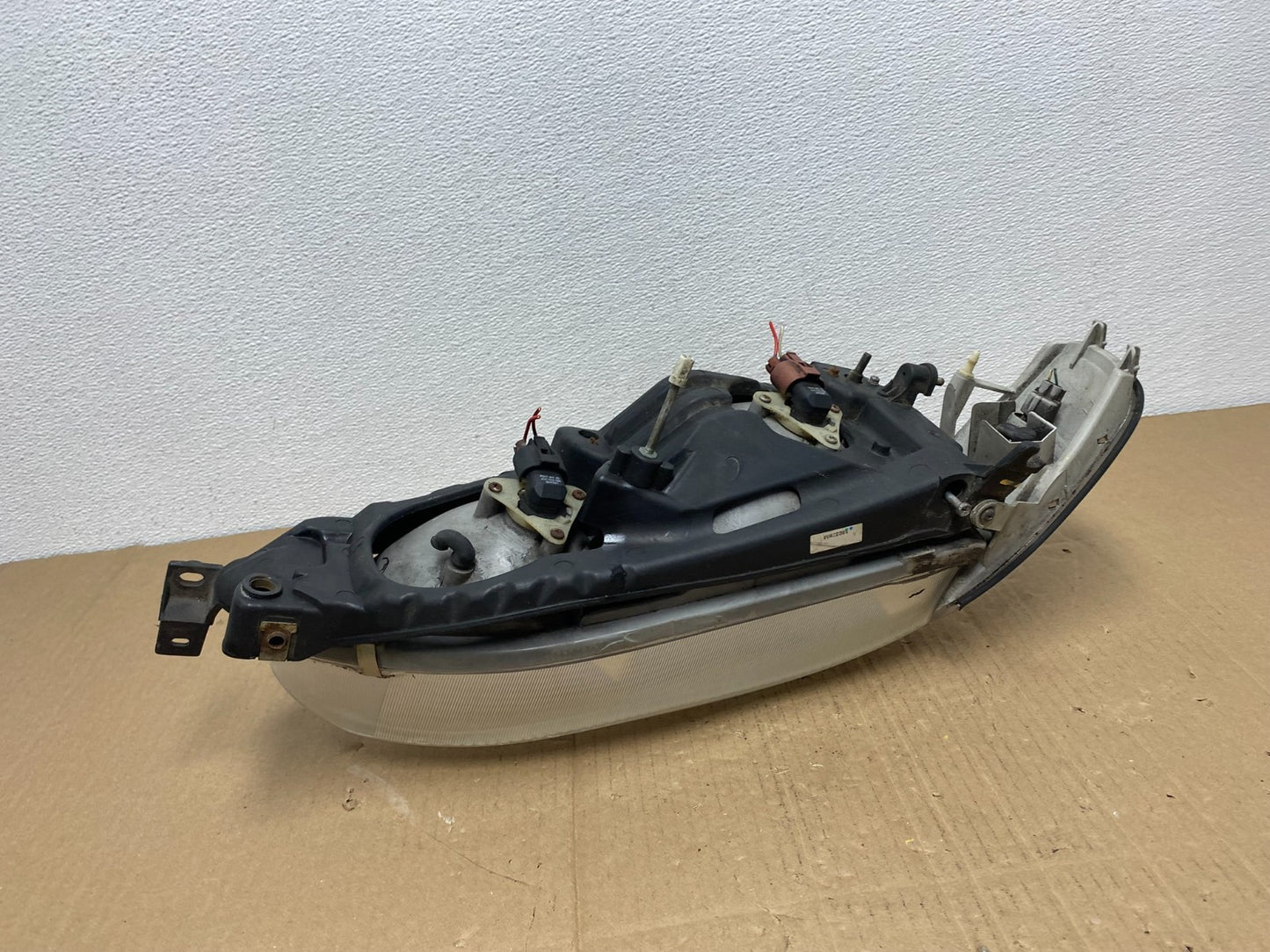 1995 to 1996 Toyota Camry Left LH Side Headlight OEM AB8177 DW6
