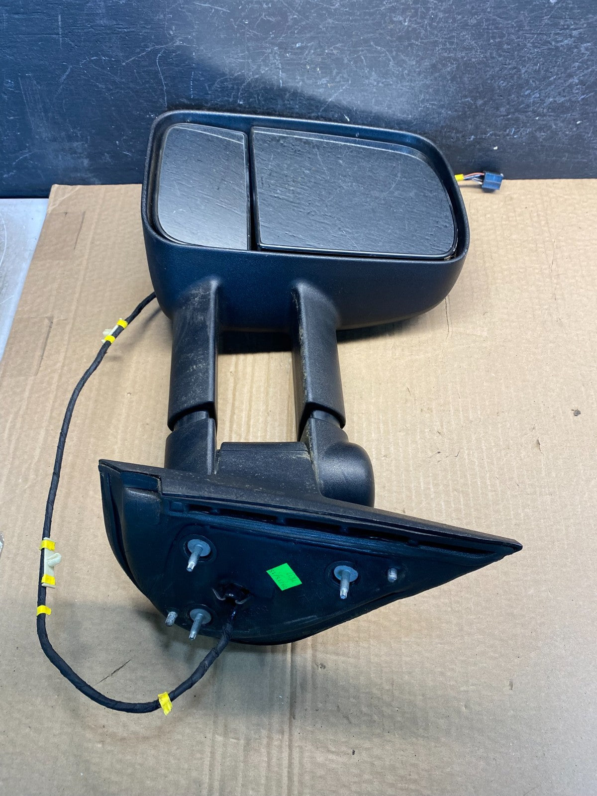 2007 - 2013 Chevrolet Silverado Sierra Left Driver Tow Door Mirror AF6965 DG9