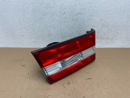2000 2001 Lexus ES300 Inner Left Driver LH Side Tail Light AE5988 DW2