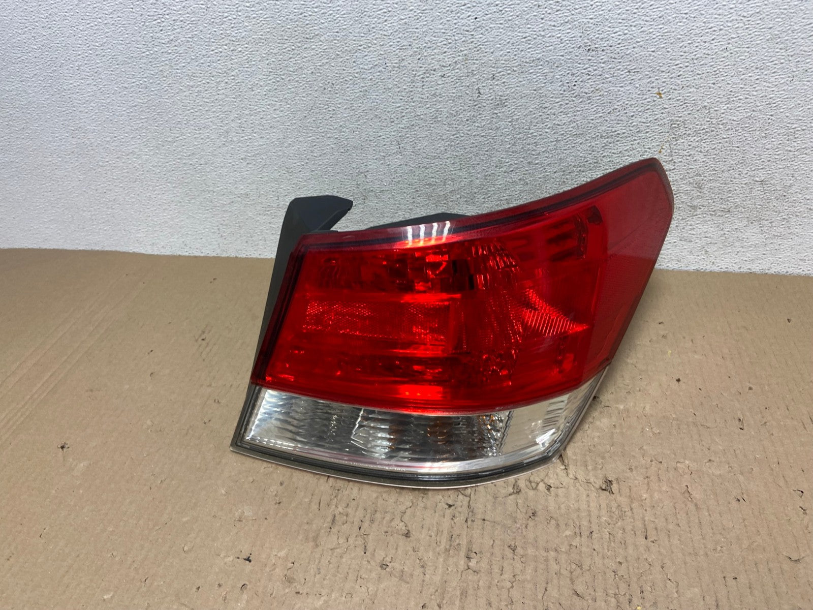 2010 to 2014 Subaru Legacy Right Passenger Rh Side Tail Light AF2833 LK0
