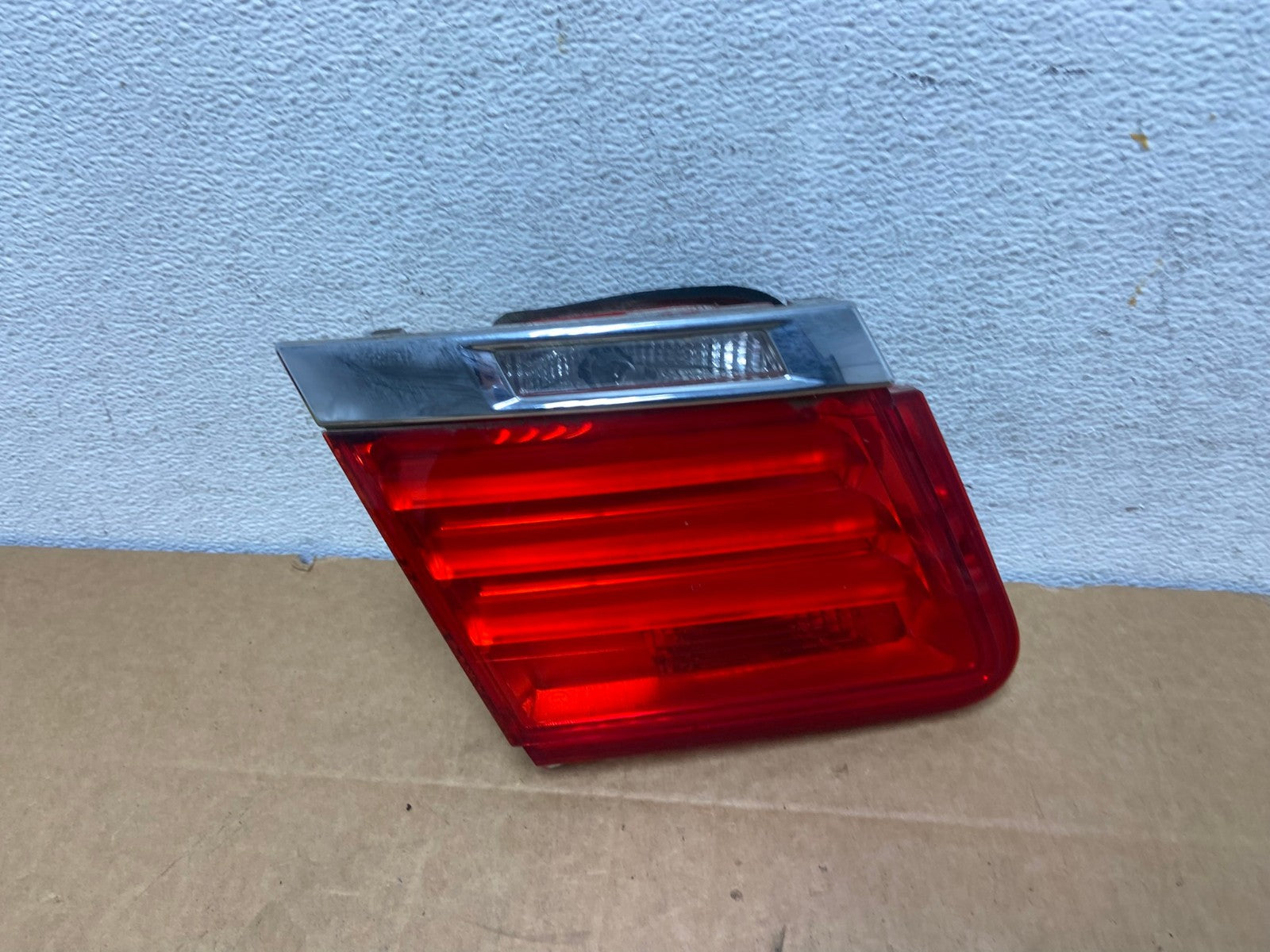 2009-2012 BMW 7-Series F01 F02 750i 750Li Left Driver Inner Tail Light AD5467 LK0