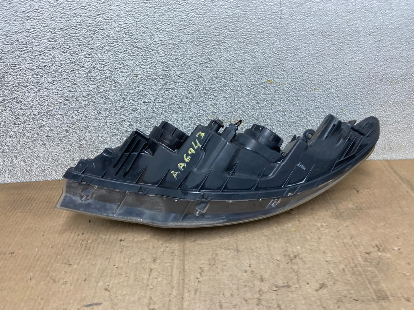 2010 2011 2012 Kia Forte Right Passenger Side Headlight Halogen AA6943 DW8