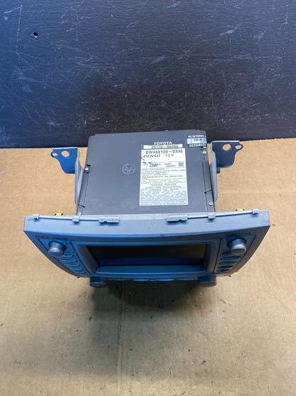2007 to 2009 Toyota Camry Radio CD Player Climate Control Bezel ad4845 DG3
