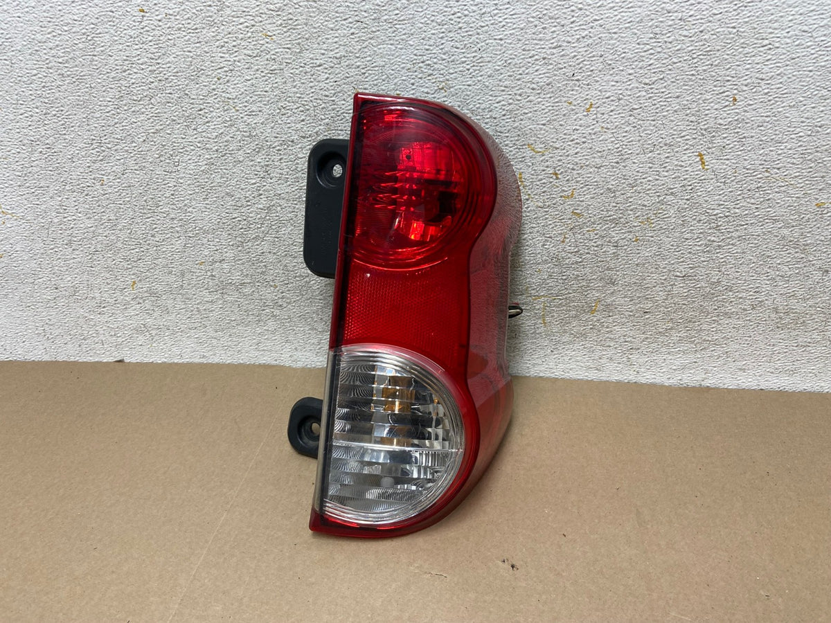 2013 to 2017 Nissan NV200 Right Passenger RH Side Tail Light AH6650 LK0