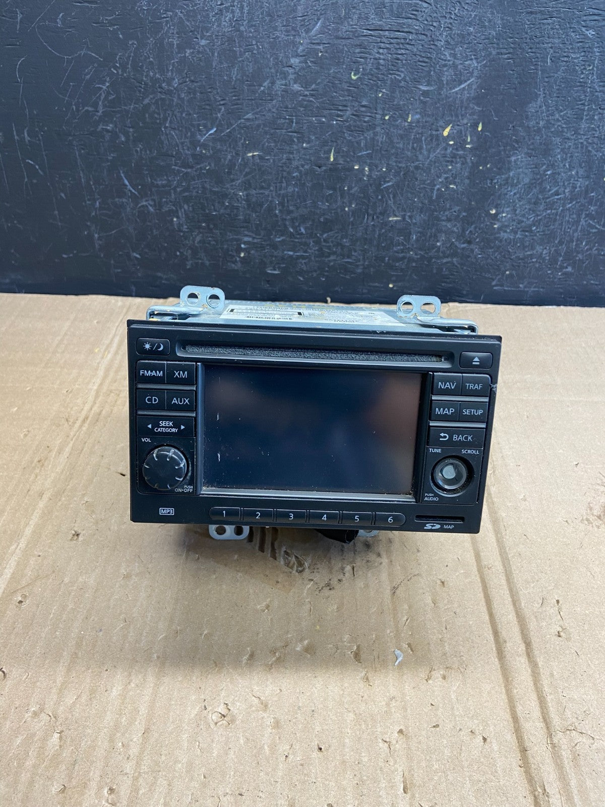 2013 to 2015 Nissan Rogue AM FM Radio CD Player Screen Receiver AE1706 DG0