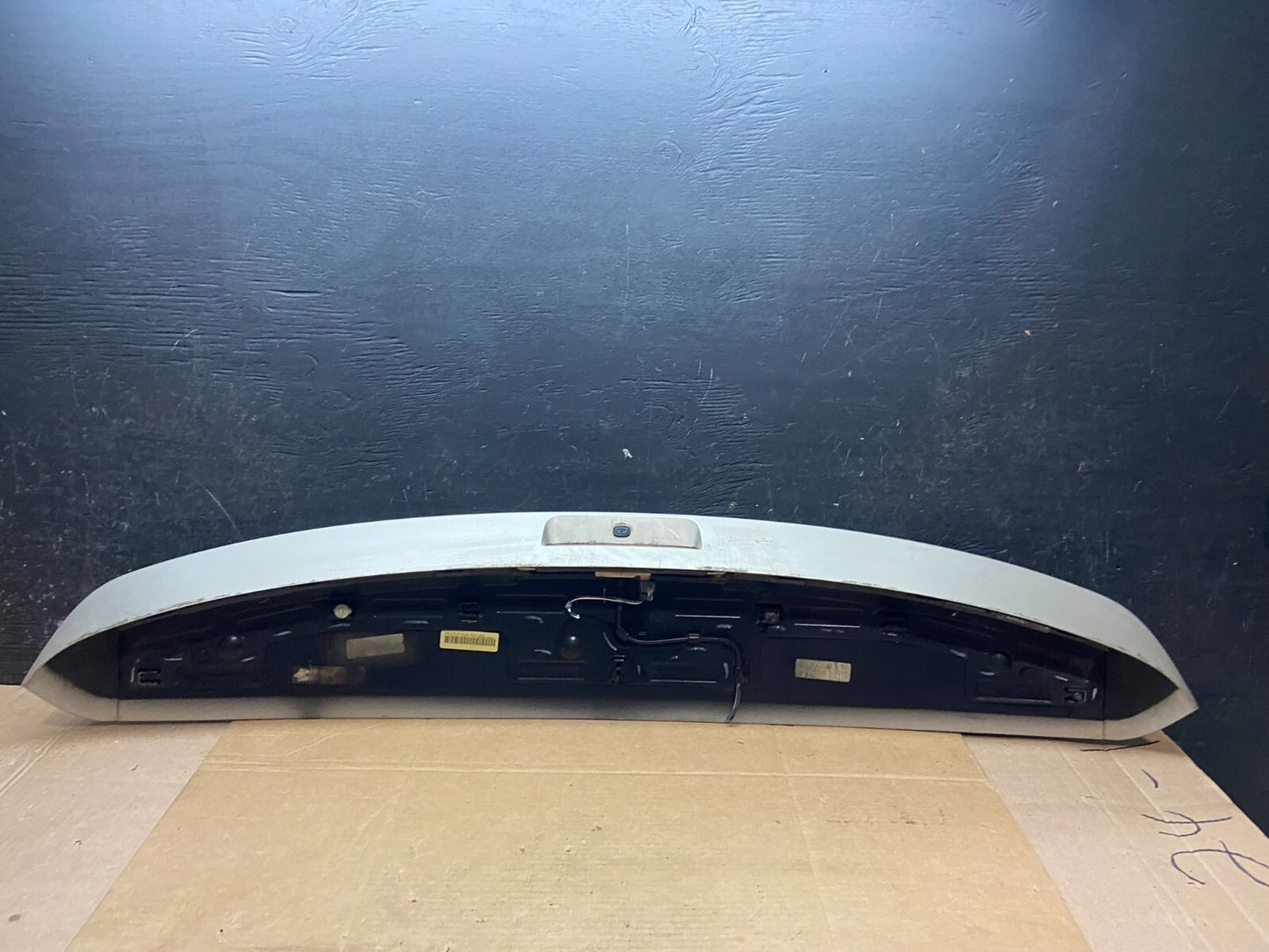 2009 to 2014 Volkswagen Routan Rear Spoiler OEM H7223 OEM DG16