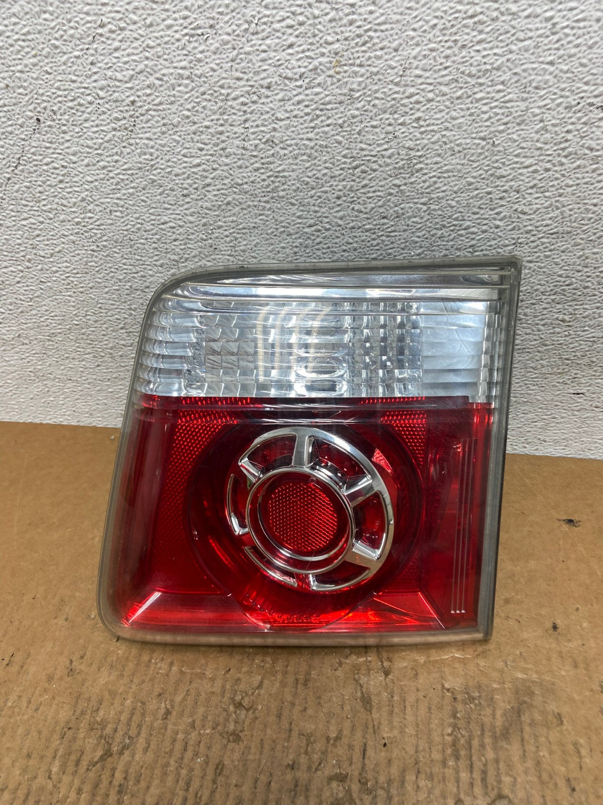2007 to 2012 GMC Acadia Right Passenger Rh Tail Light Inner AE2677 LK0