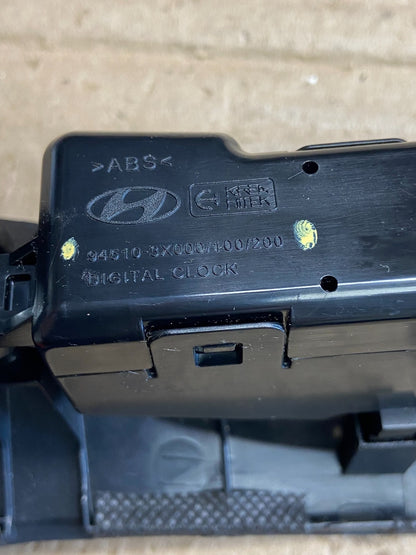 2011-2013 Hyundai Elantra Dash Radio Bezel Clock Display Trim AH5152 DG4