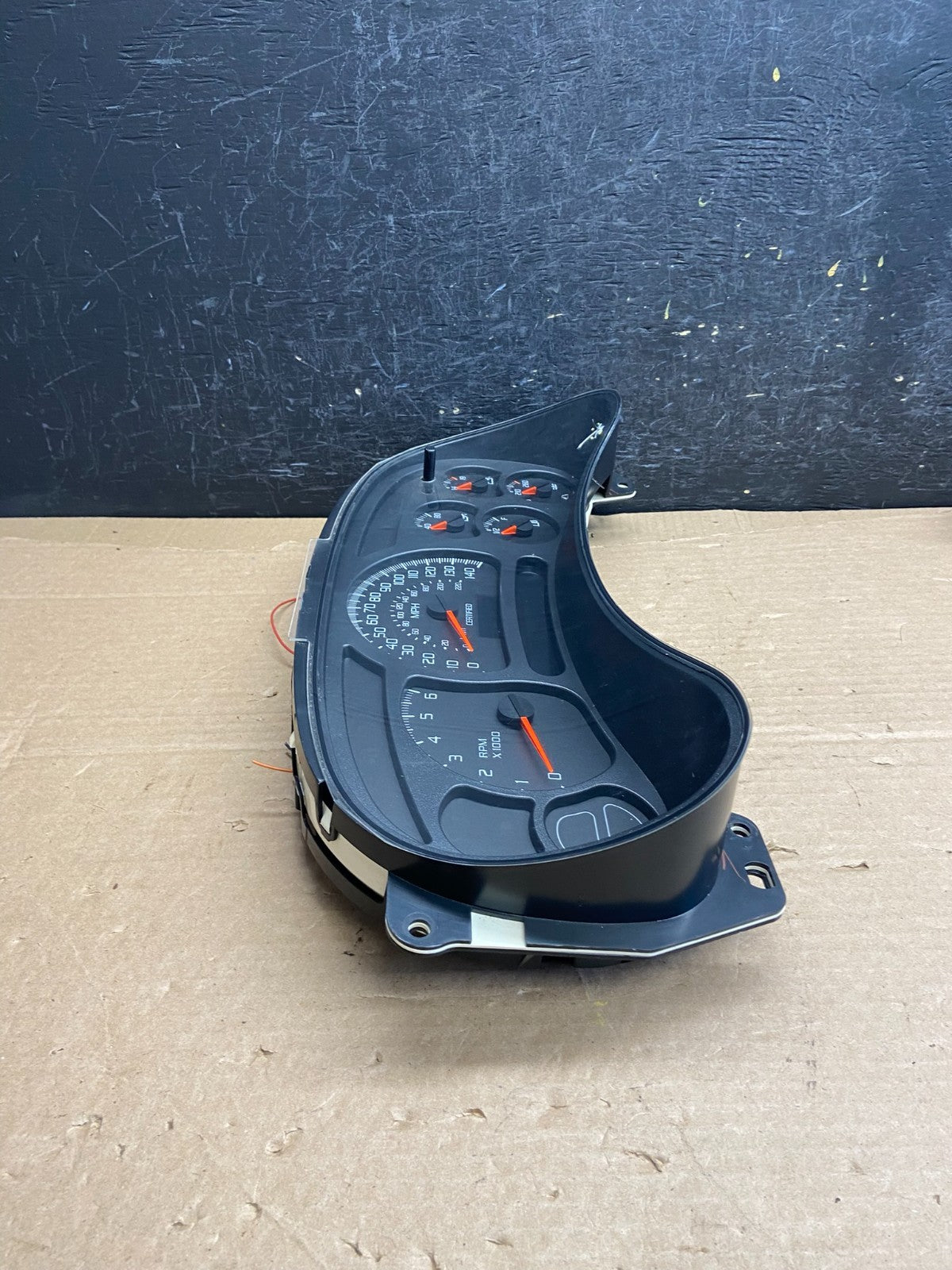 2003 to 2006 Chevrolet Silverado Speedometer Instrument Cluster AF25421