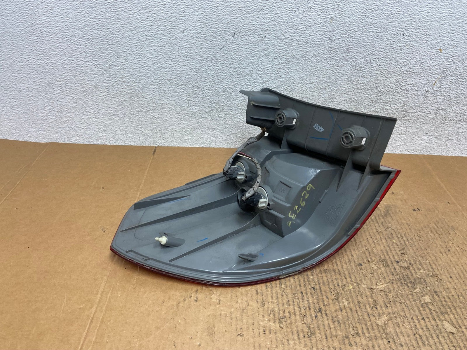 2005 2006 2007 Honda Odyssey Right Passenger RH Side Tail Light AE2629 LK4