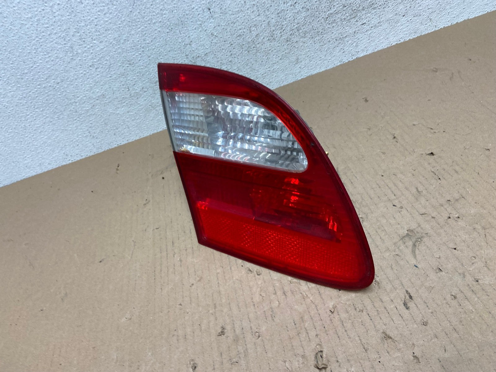 2003-2006 Mercedes E-Class Wagon W211 Left Driver Inner Tail Light AE7303 LK1