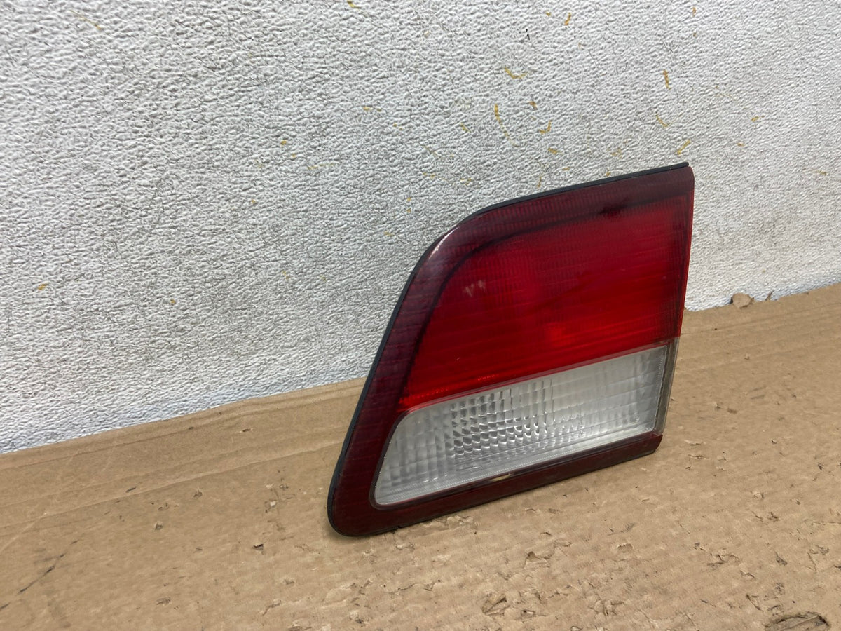1997 1998 1999 Nissan Maxima Right Passenger RH Inner Tail Light AH9171 LK1
