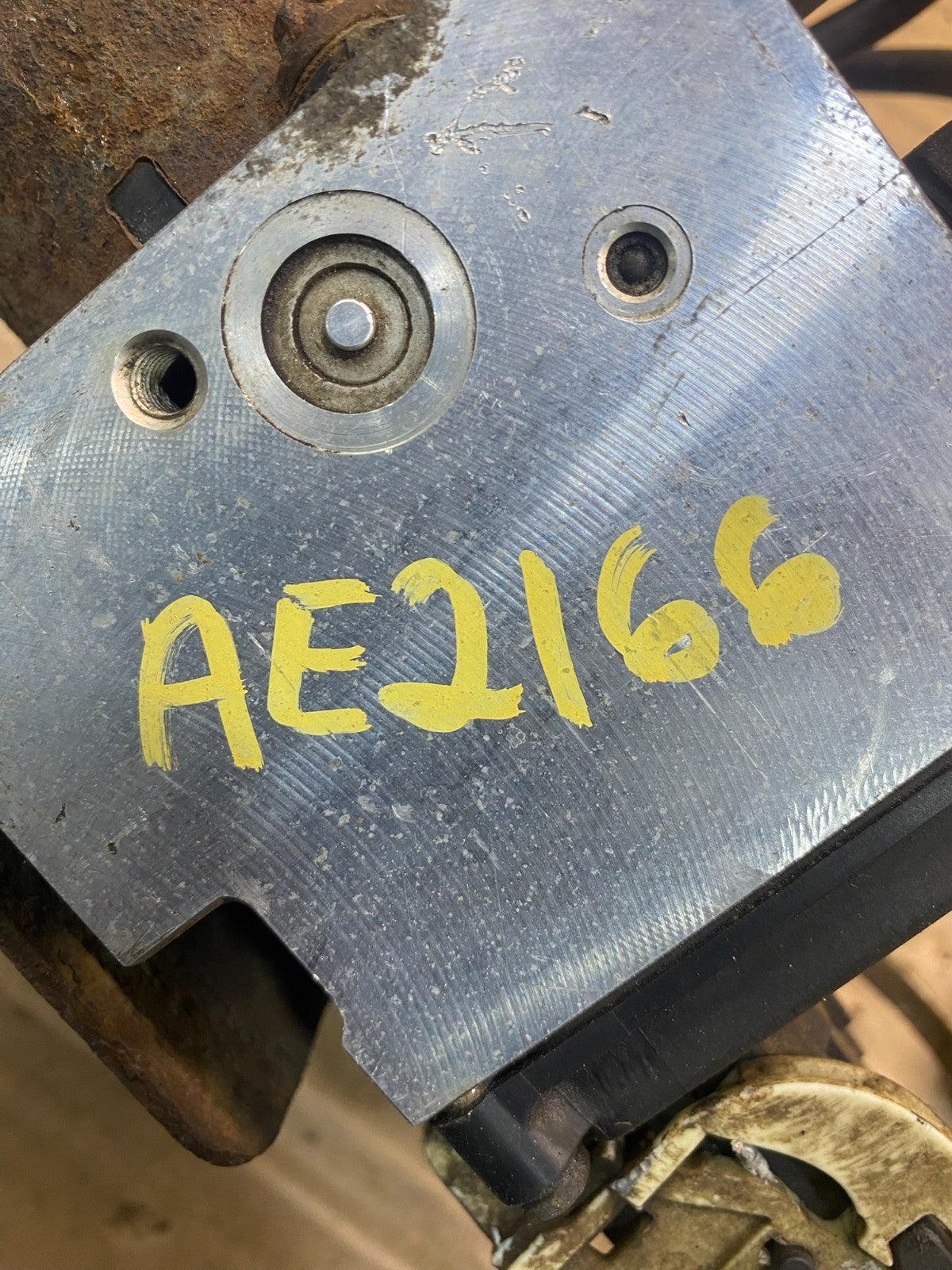 2009 Chevy Express GMC Savana 1500 2500 ABS Anti Lock Brake Pump AE2166 DW7