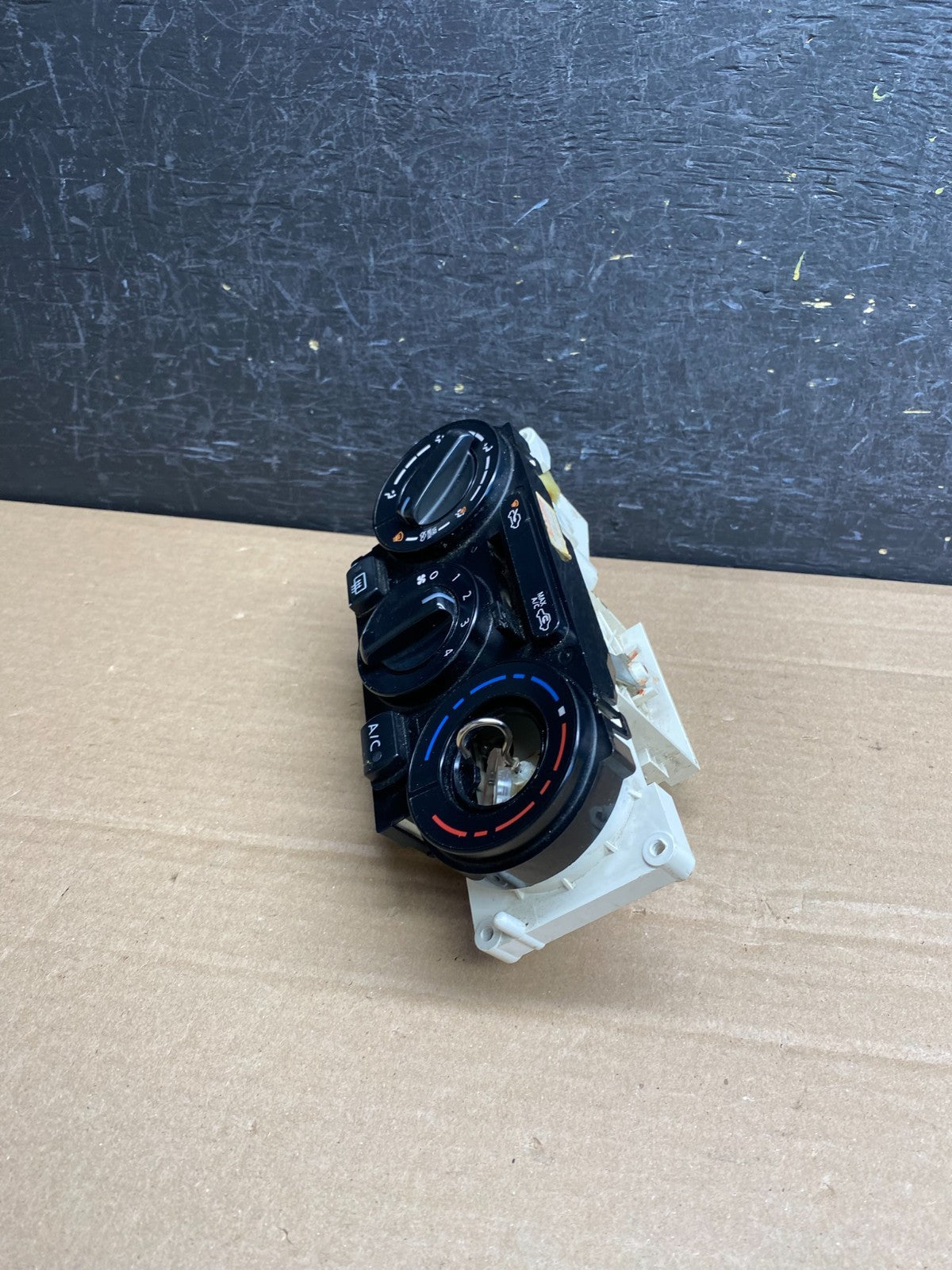 2013-2021 Nissan NV200 Climate Control Heater A/C Panel AG0013 DG2