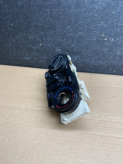 2013-2021 Nissan NV200 Climate Control Heater A/C Panel AG0013 DG2
