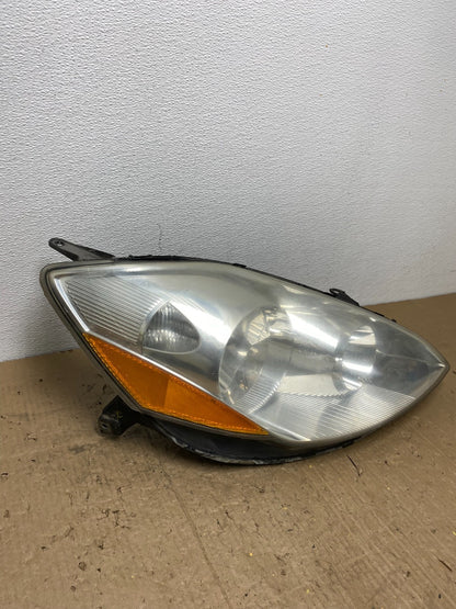 2006 to 2010 Toyota Sienna Right Passenger Rh Side Headlight Halogen AC0155 DW2