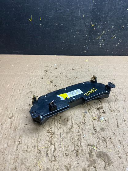 2013 2014 2015 Chevrolet Malibu AM FM Radio Control Panel T8812 DG4