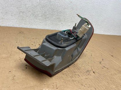 1997 1998 1999 Toyota Camry Tail Light Right Passenger Rh Side AD3091 LK3