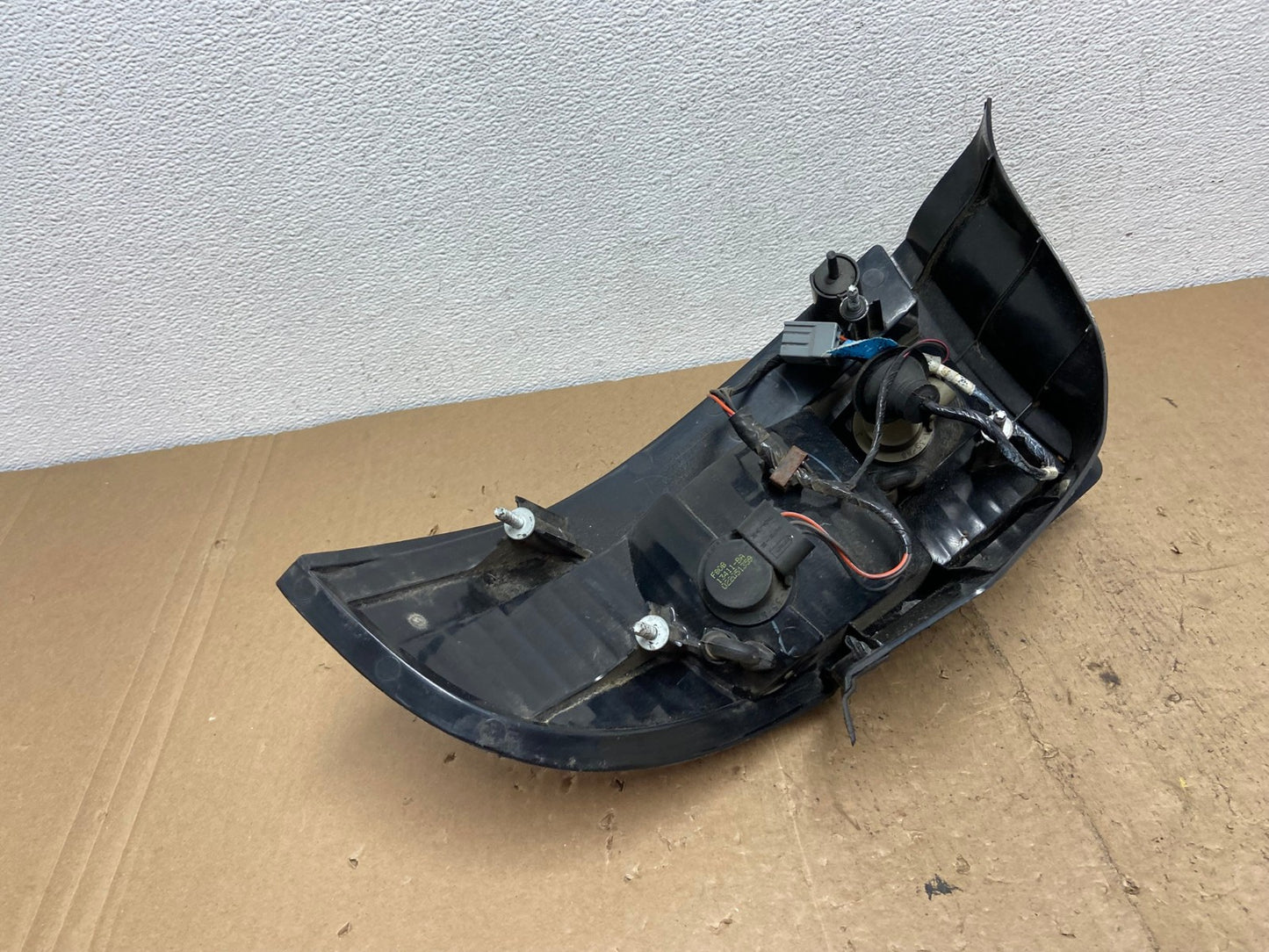 2000 - 2003 Mercury Sable Sedan Left Driver LH Side Tail Light AC7240 LK5