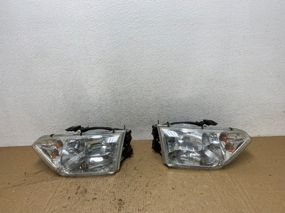 2001 to 2002 Nissan Quest Left+Right Side Halogen Headlights AG1370 DW0