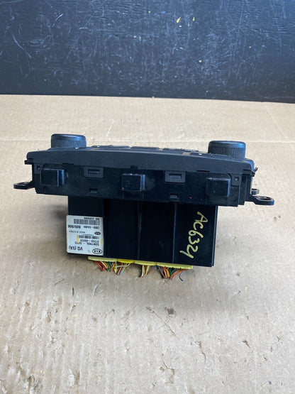 2006 to 2012 Kia Sedona Heater Temperature AC Climate Control AC6321 DG3