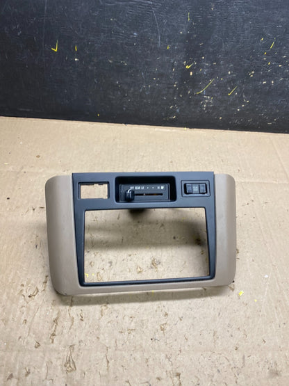 1998 to 2000 Toyota Sienna Center Console Radio Trim Bezel U4915 DG0