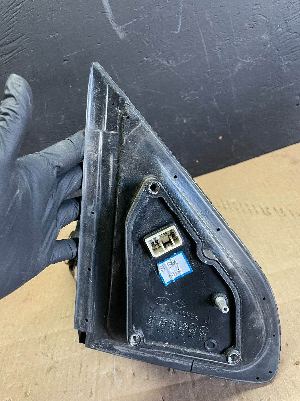 2003 to 2009 Kia Sorento Left Driver LH Door Mirror OEM AB7705 MS7