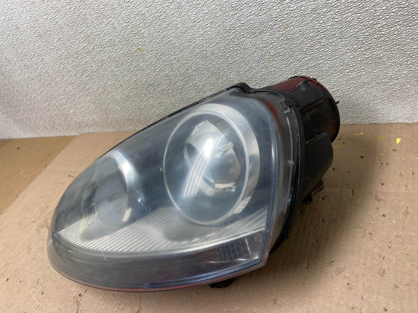 2006 to 2009 Volkswagen Jetta Golf Left Driver HID Xenon Headlight Oem AA0451 DW2