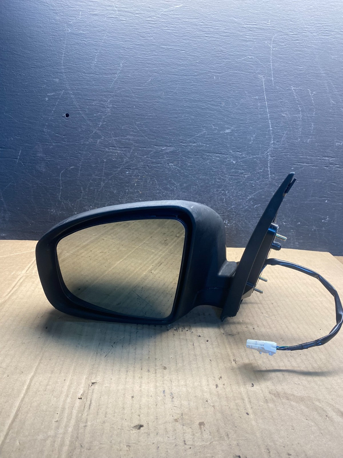 2009 to 2014 Nissan Murano Left Driver LH Side View Door Mirror AE2256 DW8