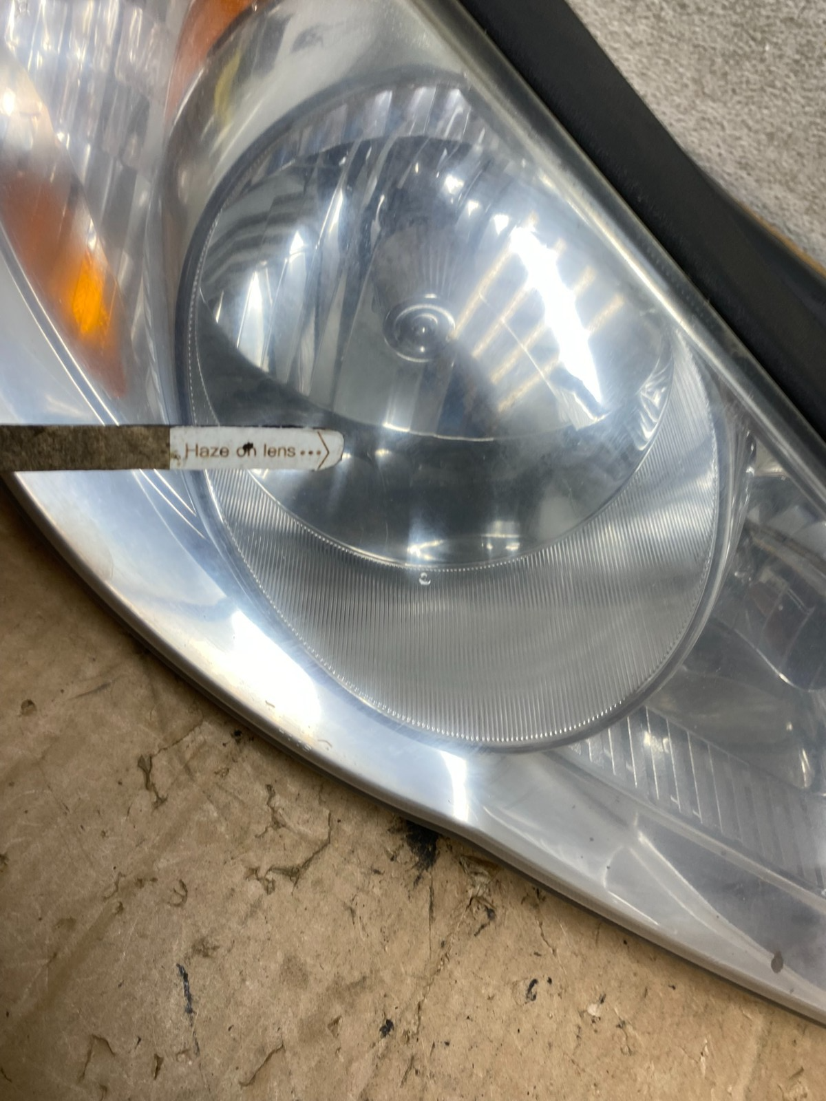 2007 2008 2009 2010 Hyundai Elantra Right Passenger Side Headlight AI9292 LK4