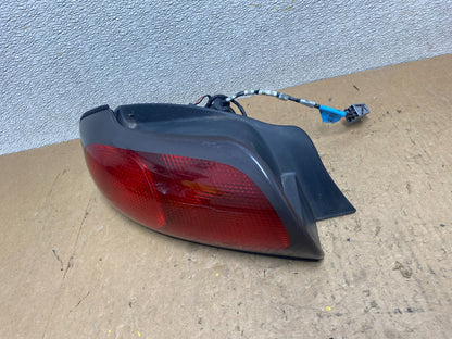 1996 to 1997 Ford Taurus Left Driver Lh Side Tail Light Z7906 DW1
