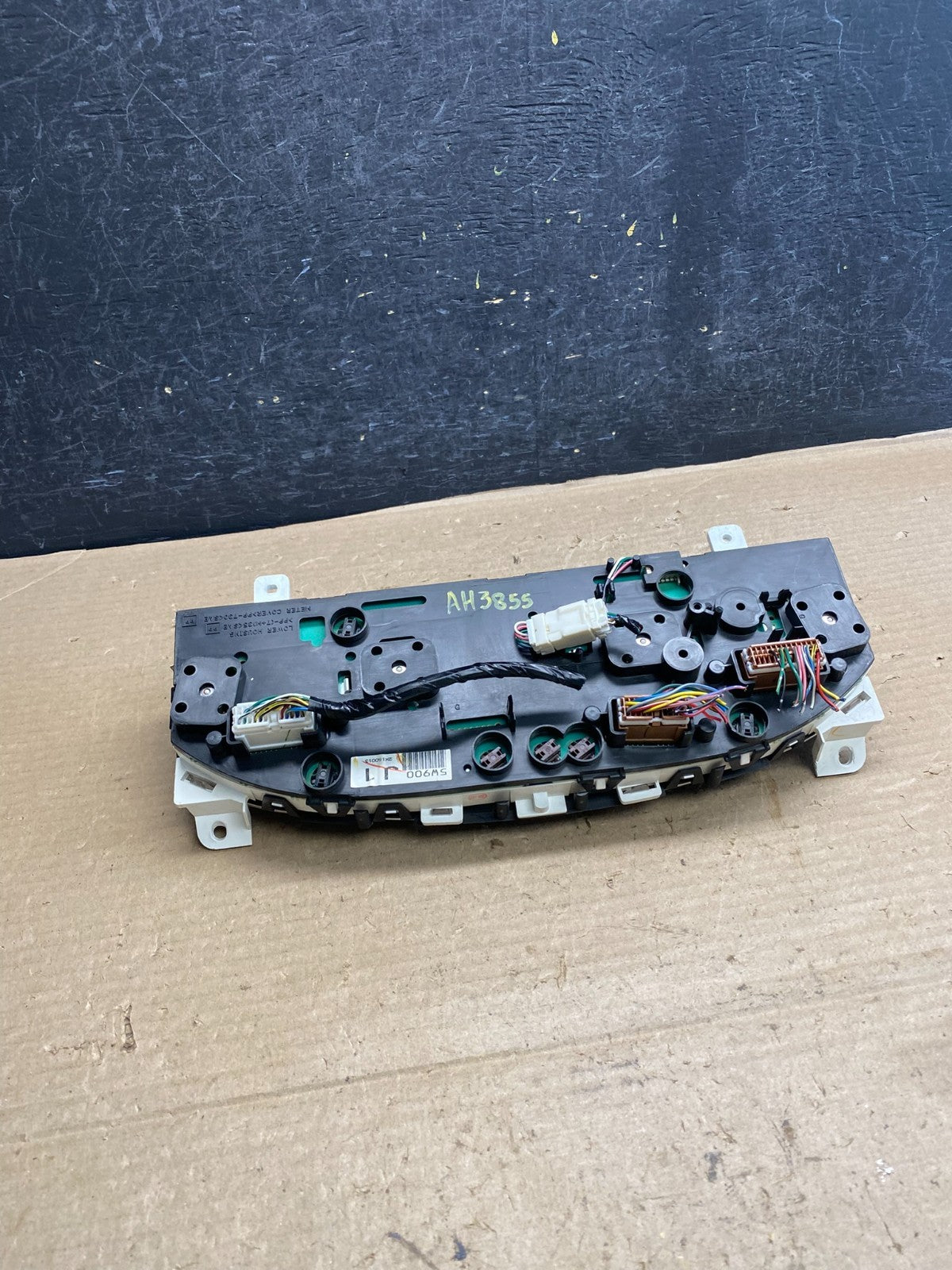 2001 to 2003 Nissan Pathfinder Speedometer Cluster Gauge AH3855 DG4