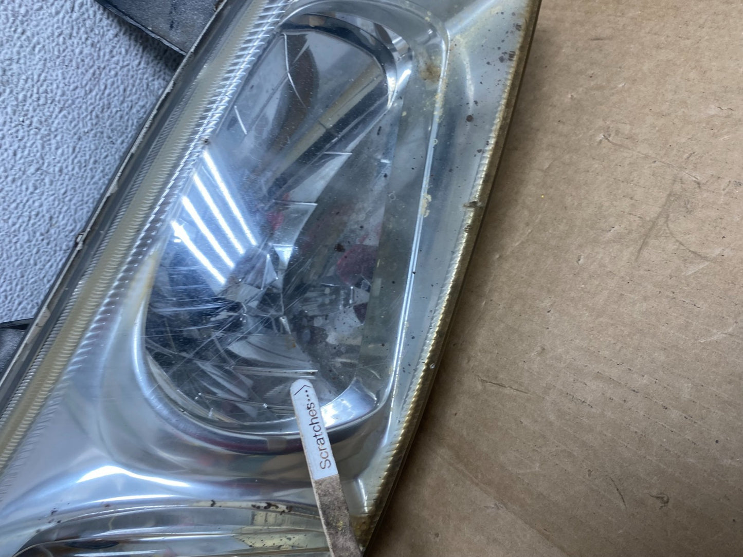 2000 to 2001 Nissan Maxima Left + Right Set Halogen Headlights AF9527 DW3
