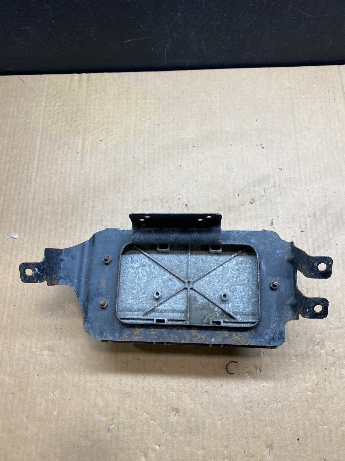 2008 2009 Caravan Town & Country 3.3L Engine Control P05094250AG D6349 PS2