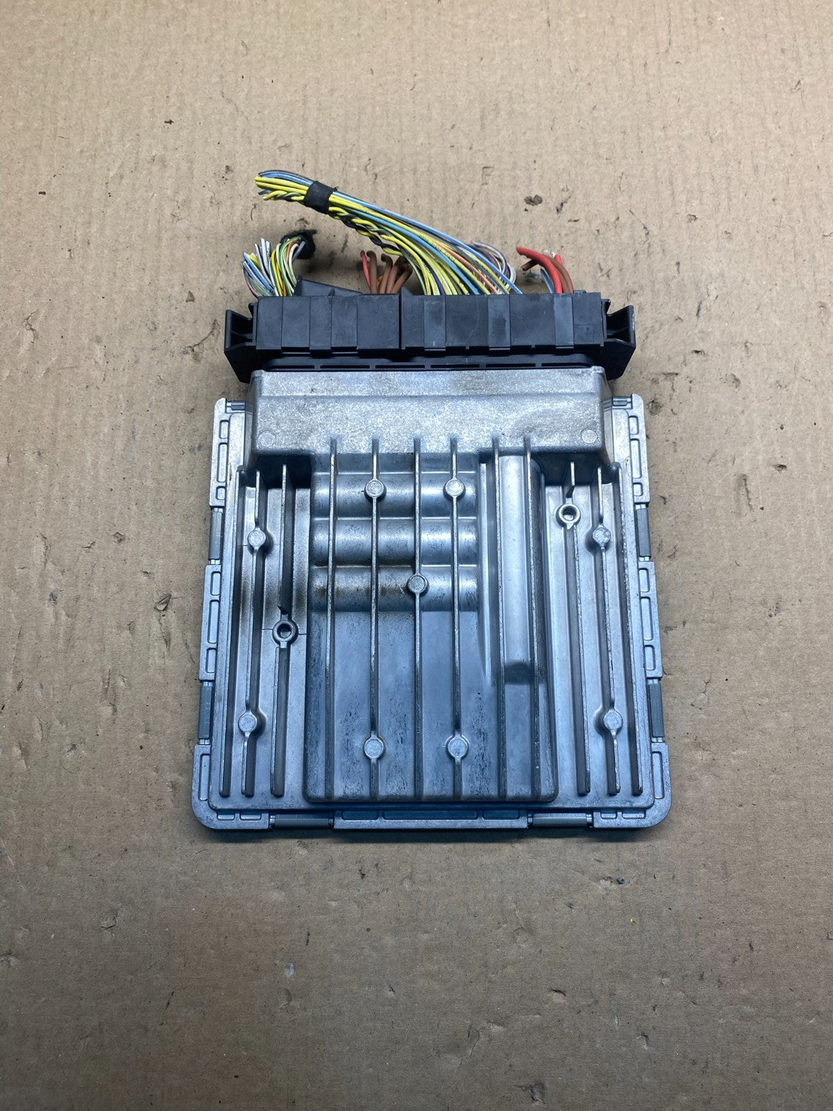 2009 - 2011 BMW 328i 528i E90 ECM ECU Engine Computer 7609658 AH3371 DG1