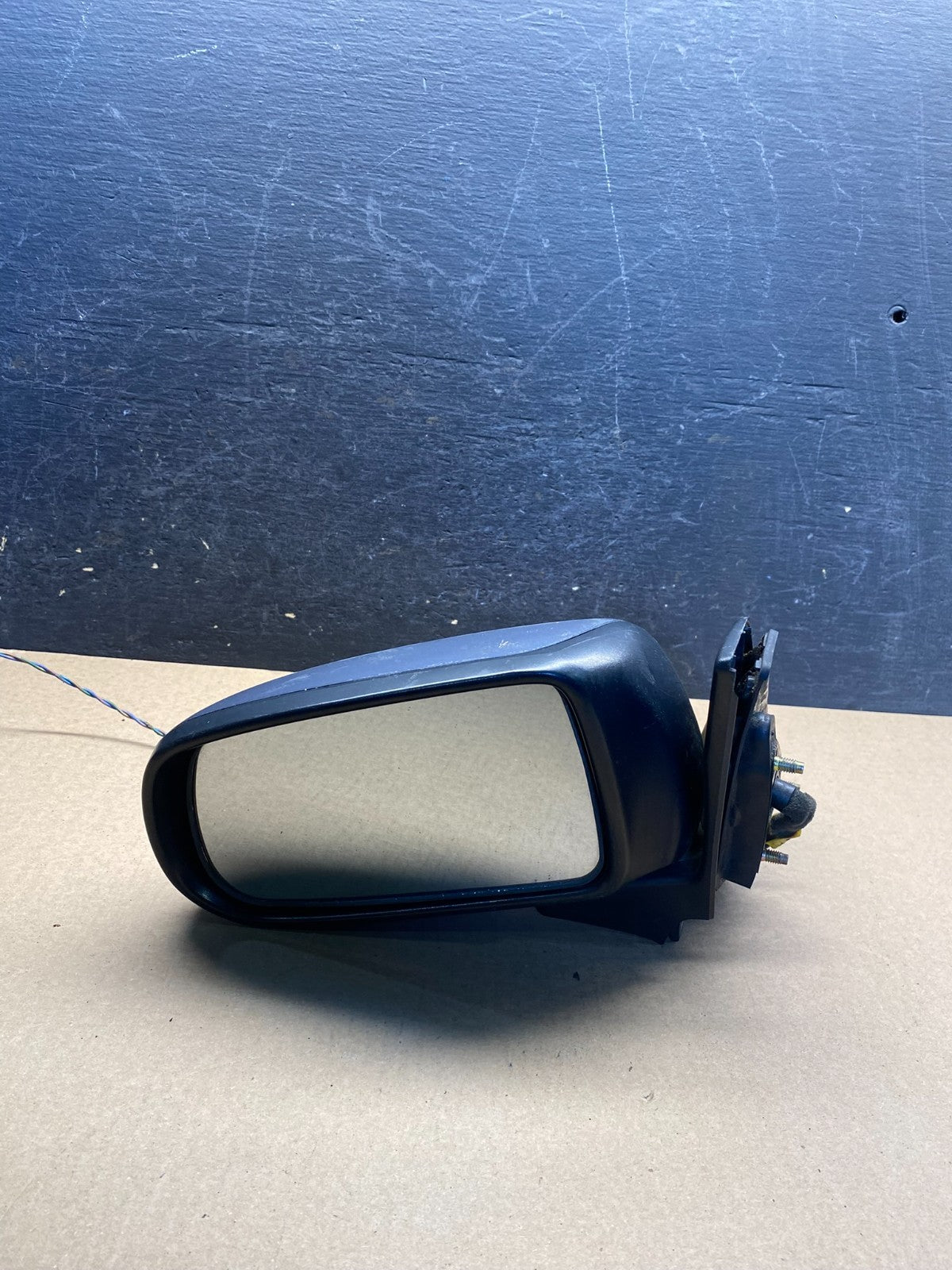 1999 to 2003 Mazda Protege Right Passenger Side View Door Mirror ah3211 DG8